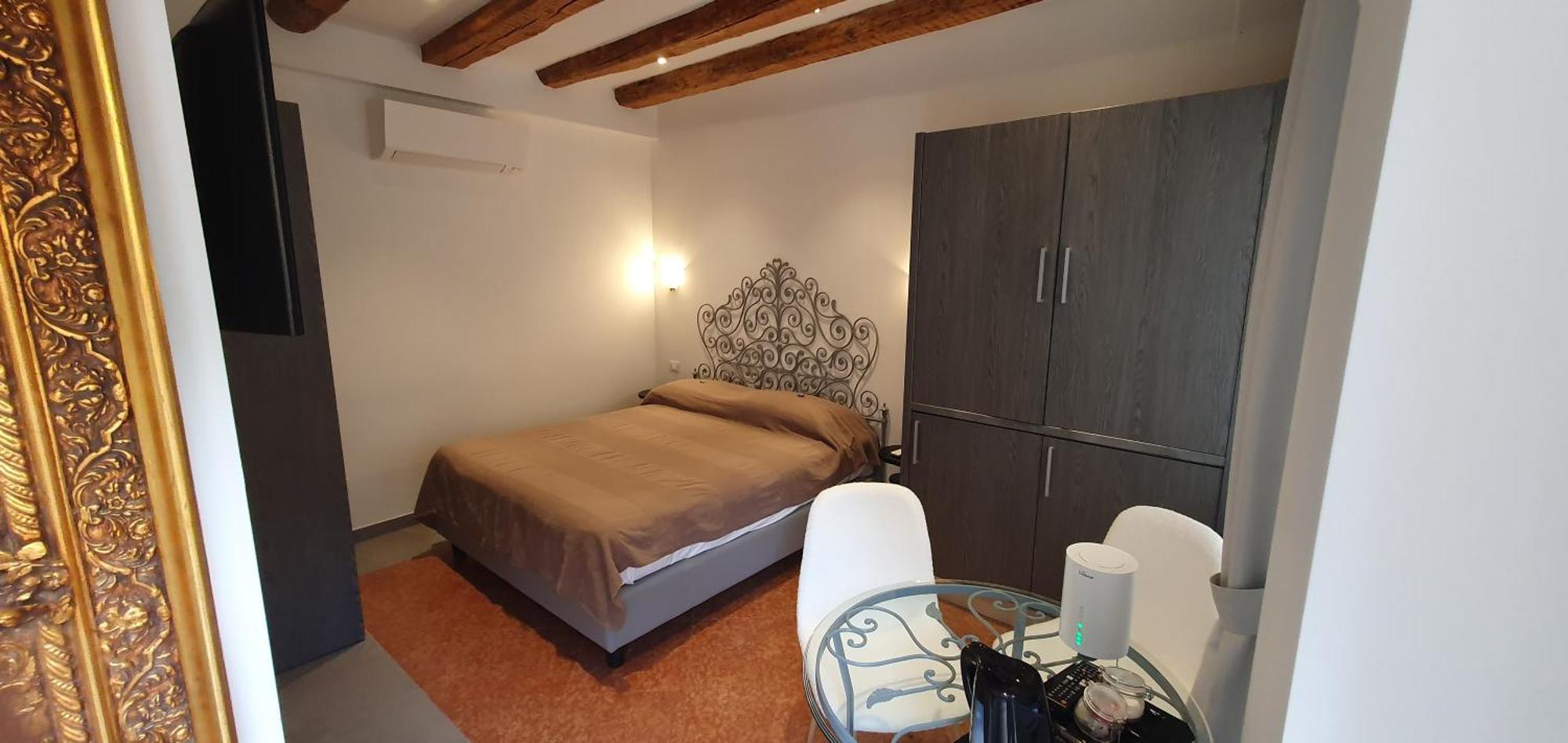 La Castellana Loft Hotel