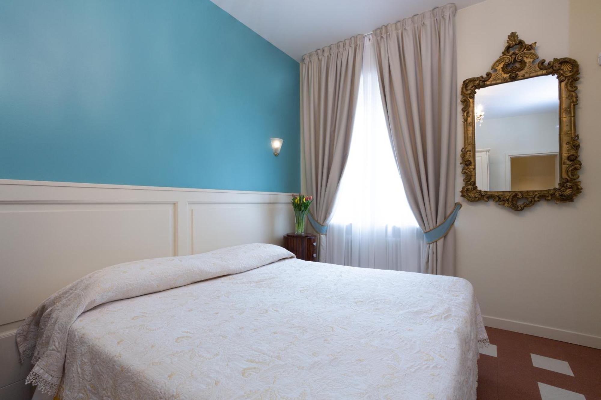 Hotel La Castellana Loft 3*