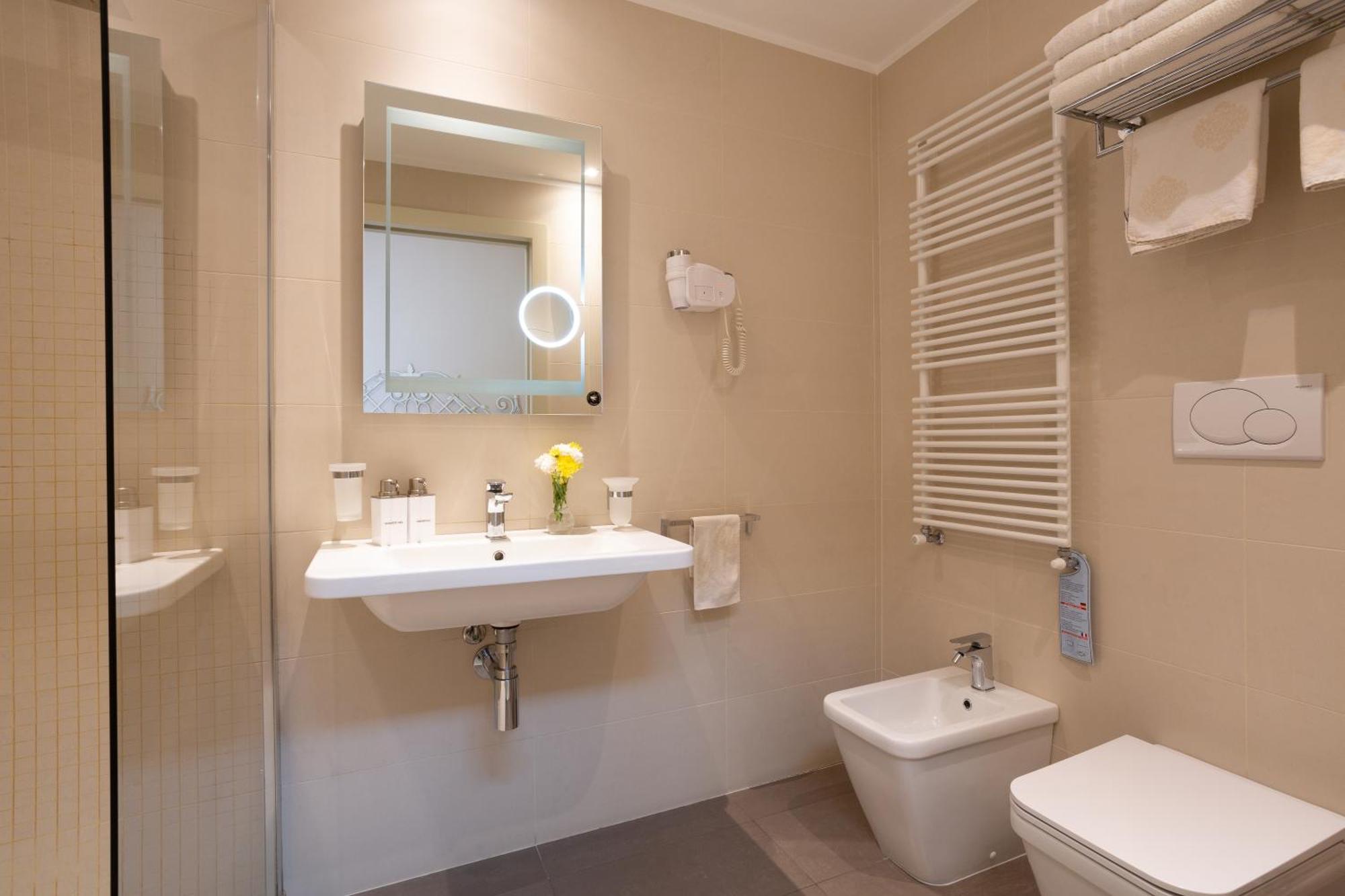 Hotel La Castellana Loft 3*